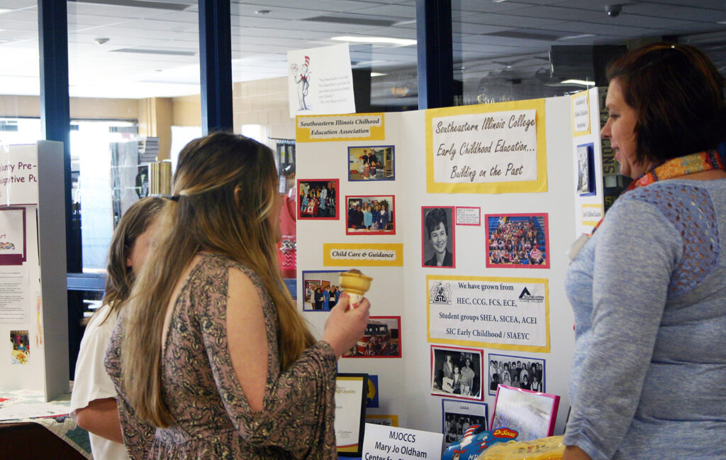 Grad School Mini Expo - Academic Advising Center - The University