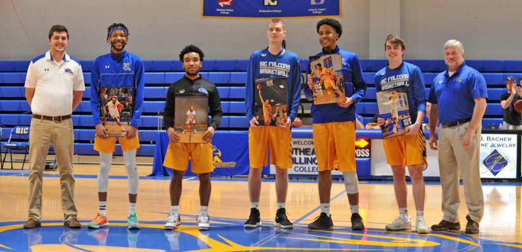 Sic Sophomore Basketball Players Recognized Southeastern Illinois College 