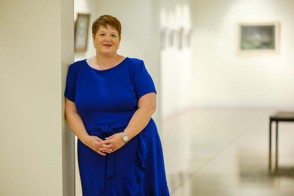 Dr. Karen Weiss, SIC President