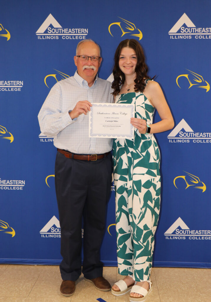 Dotson Memorial Award Carleigh Miles